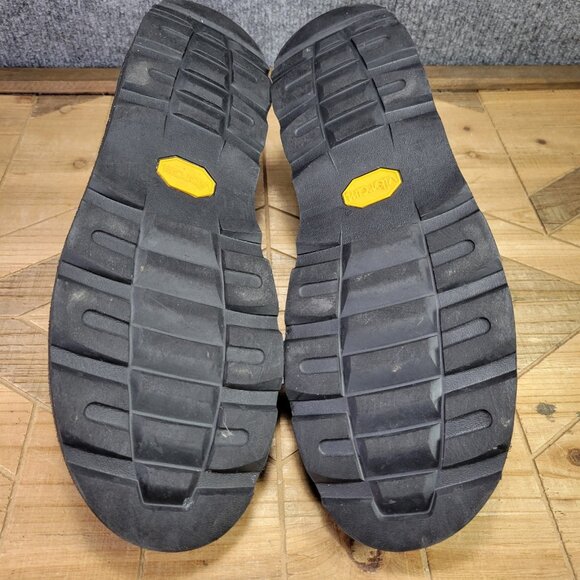 UGG Classic Clogs Men's 13 Smooth Black Leather Sheepskin Slip-On Slippers. - Picture 8 of 16